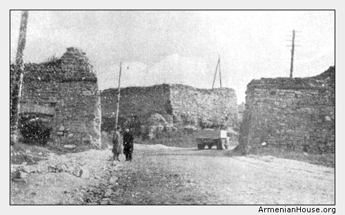 “Армянский бастион” со стороны “Турецкого моста” . Каменец-Подольский.